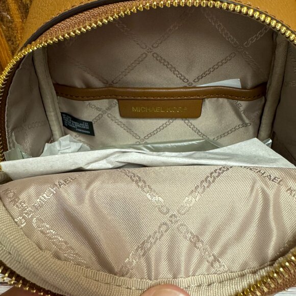 MICHAEL KORS Elliot Extra Small Leather Convertible Messenger Backpack - Picture 4 of 5